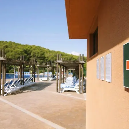 مكان تخييم Torre De La Mora تاراغونا